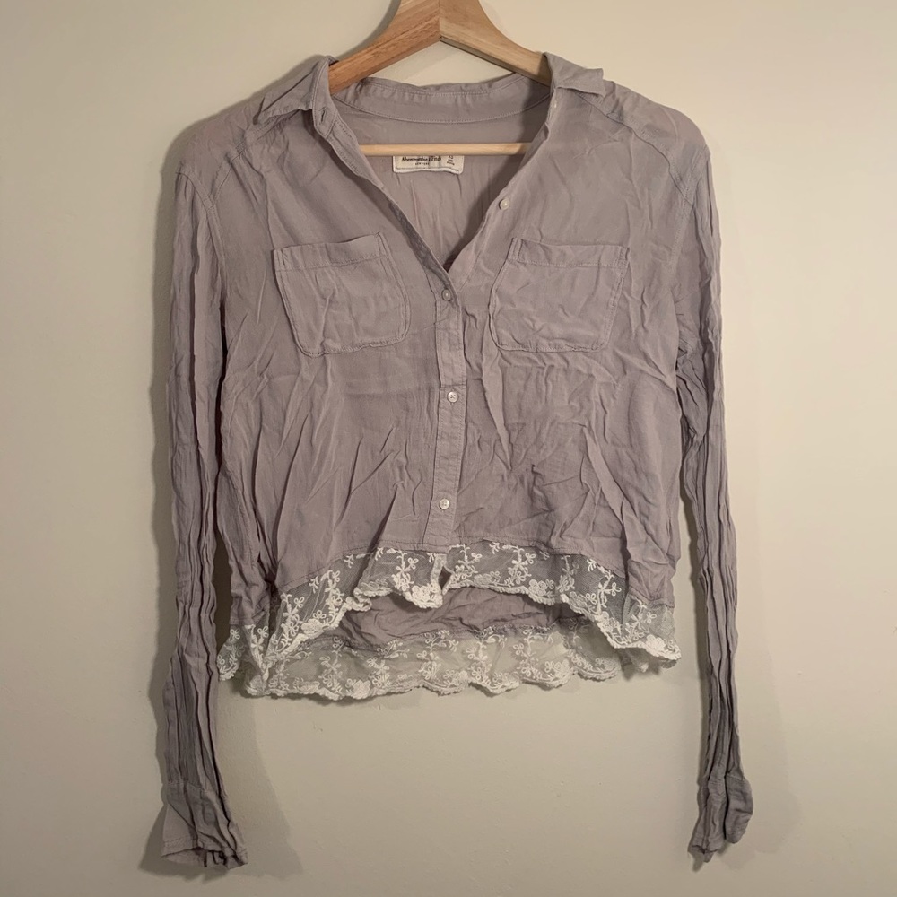 Abercrombie & Fitch Button Up Cropped Shirt